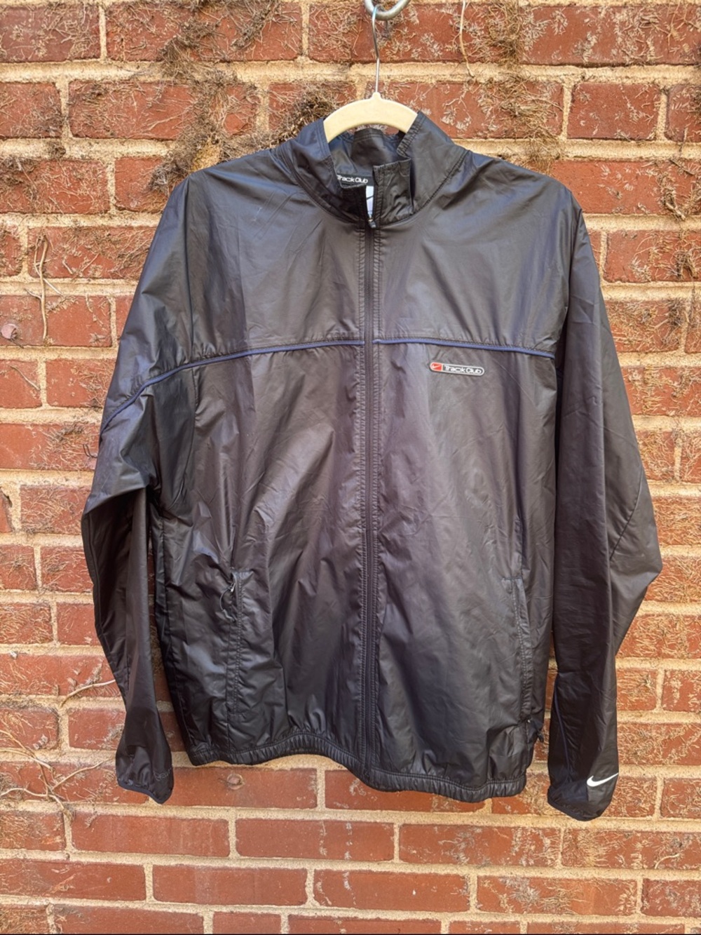 Nike Black Men's Full-Zip Lightweight Windbreaker Jacket